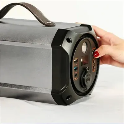 Does the lead-acid battery cabinet include graphene 
